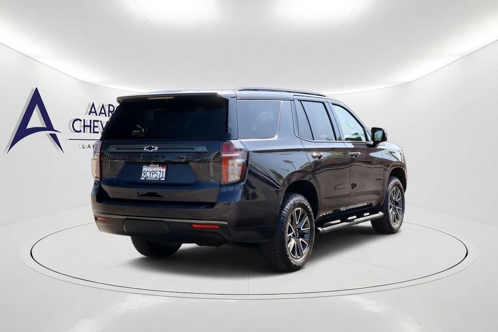 Used 2022 Chevrolet Tahoe Z71 w/ Luxury Package AWD/4WD image 4