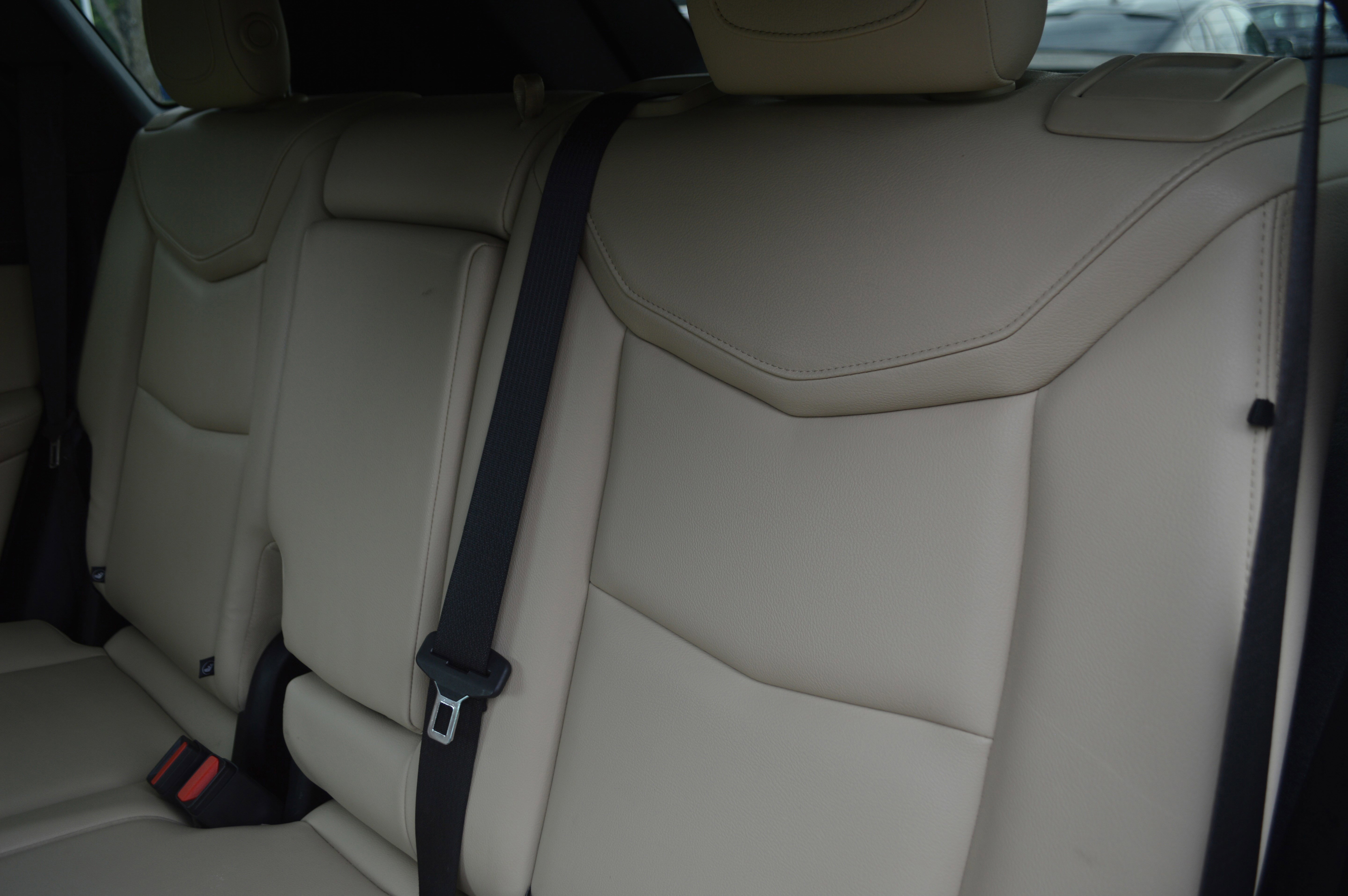 Used 2018 Cadillac XT5 FWD image 30