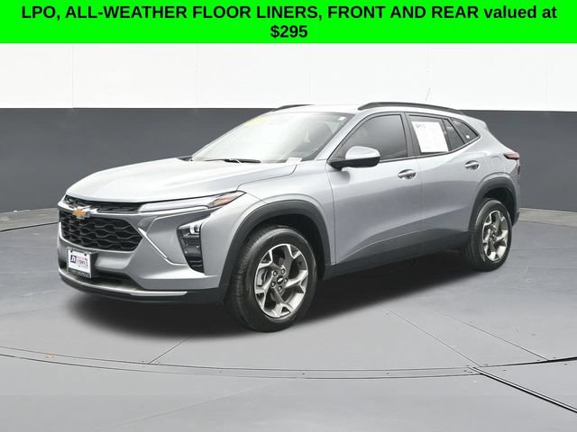 Used 2024 Chevrolet Trax LT w/ Driver Confidence Package FWD image 7