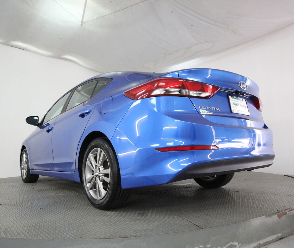 Used 2017 Hyundai Elantra SE w/ SE A/T Tech Package 03 FWD image 7