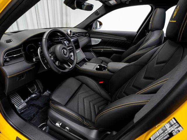 Used 2023 Maserati Grecale Trofeo AWD/4WD image 24