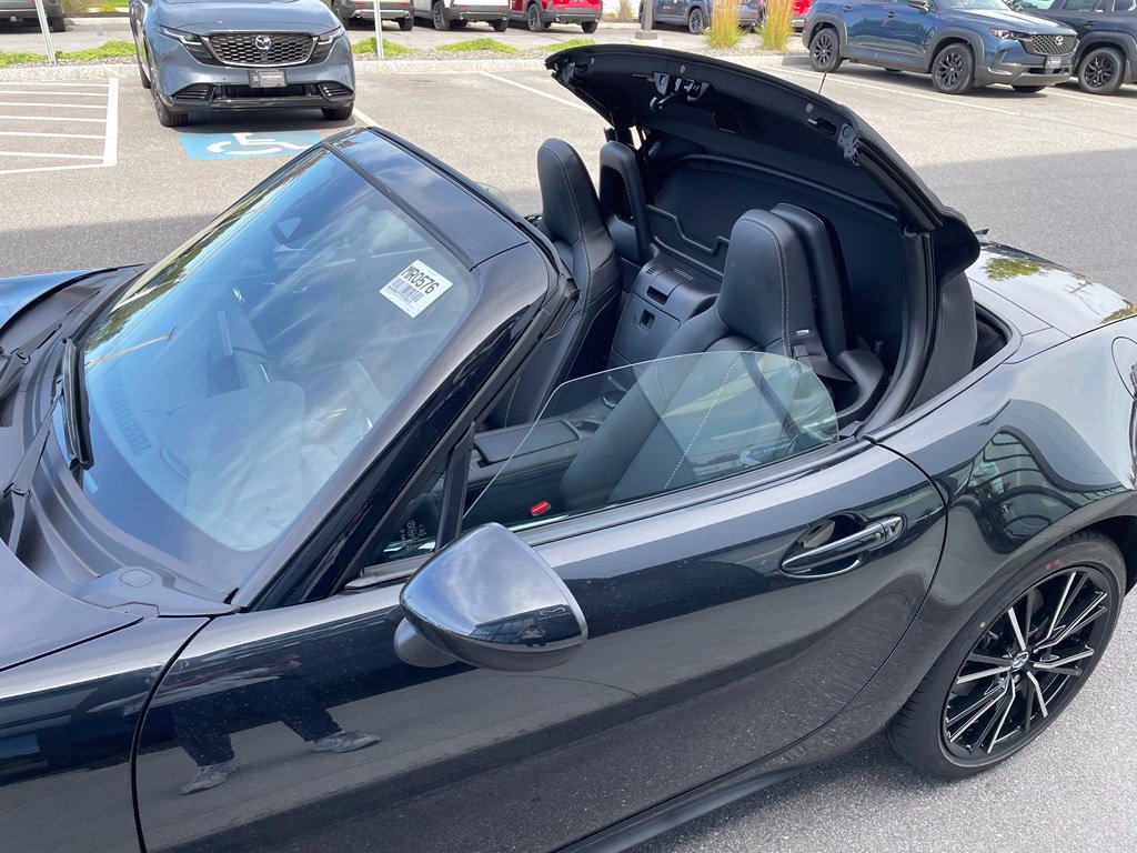 New 2026 MAZDA MX-5 Miata Grand Touring w/ Weather Package RWD image 10