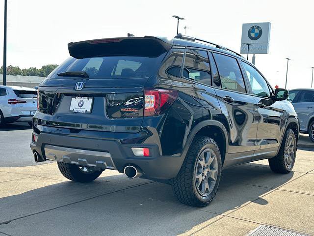 Used 2025 Honda Passport TrailSport image 10
