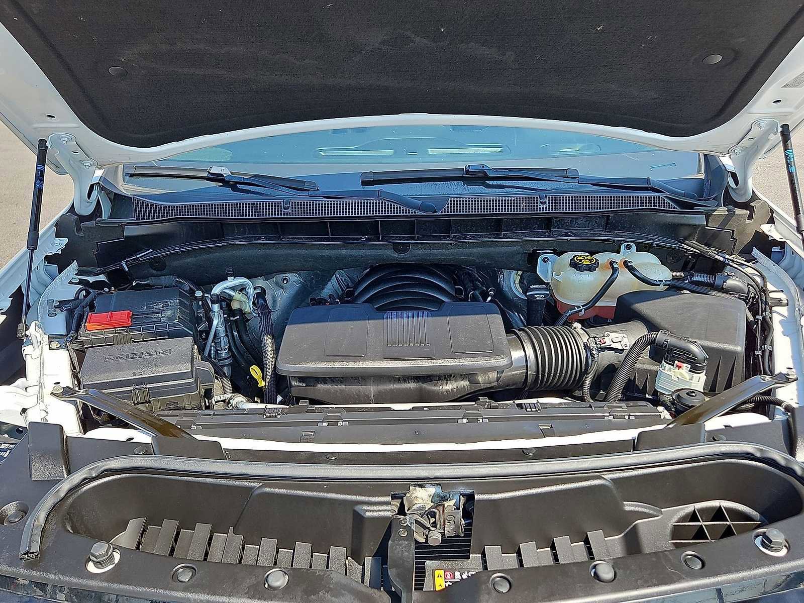 Certified 2023 Chevrolet Tahoe Z71 w/ Luxury Package image 35