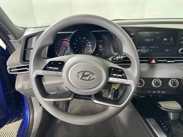 Certified 2023 Hyundai Elantra SE image 14
