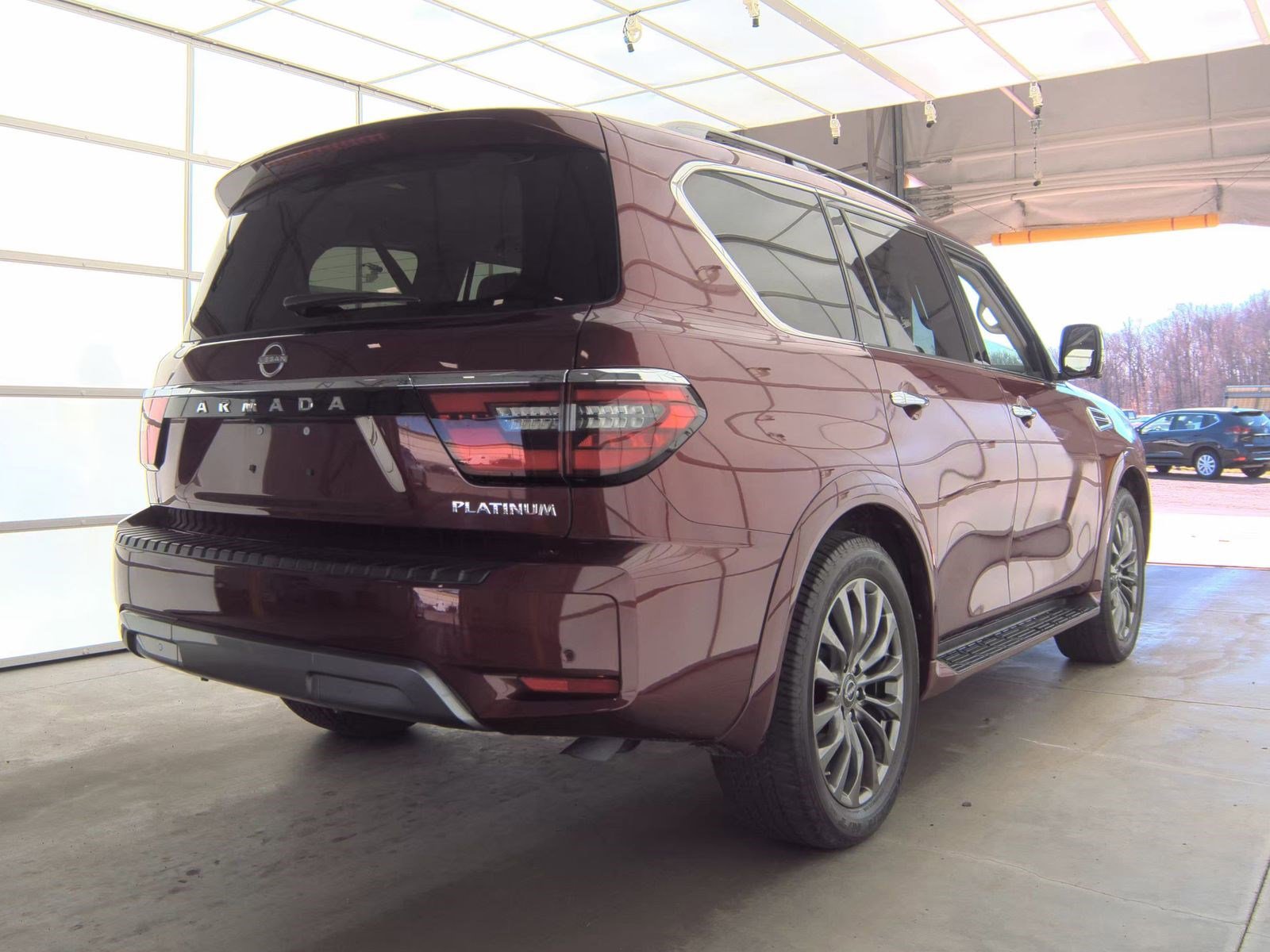 Used 2024 Nissan Armada Platinum w/ Captain's Chairs Package image 5