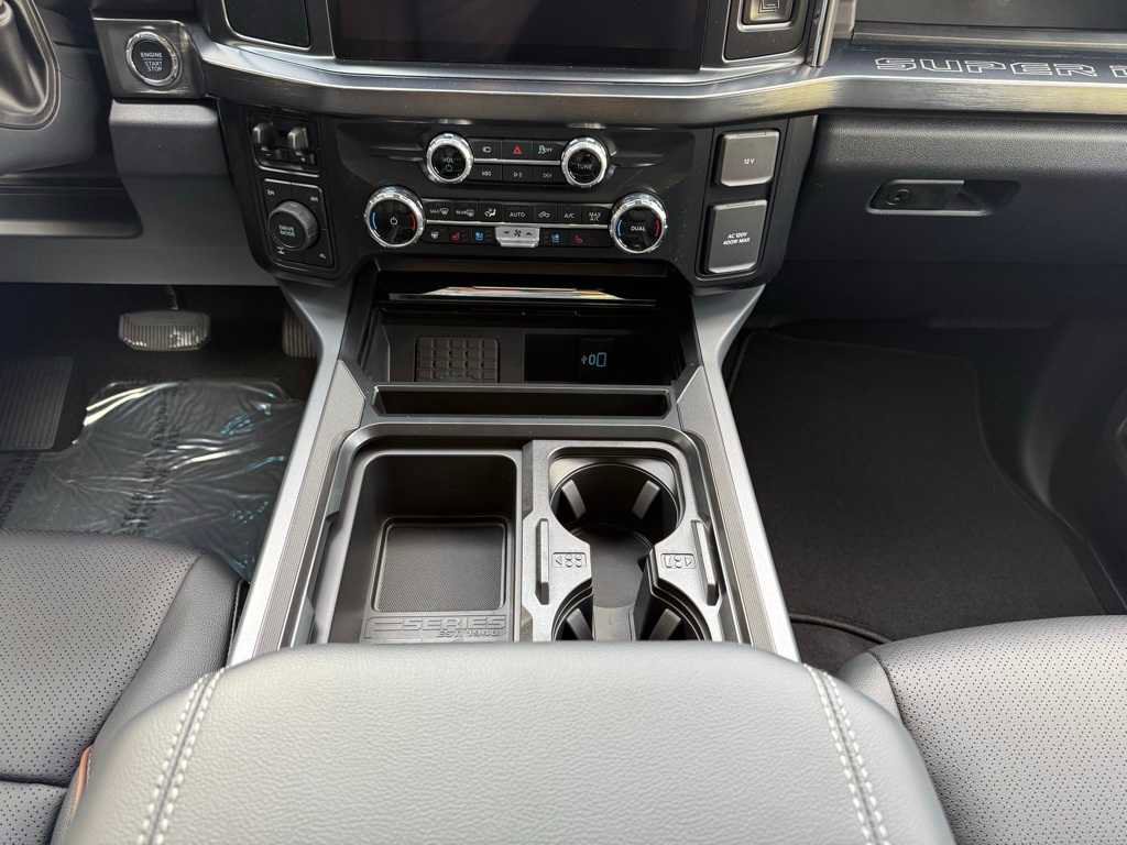 New 2026 Ford F250 Lariat w/ Black Appearance Package image 11