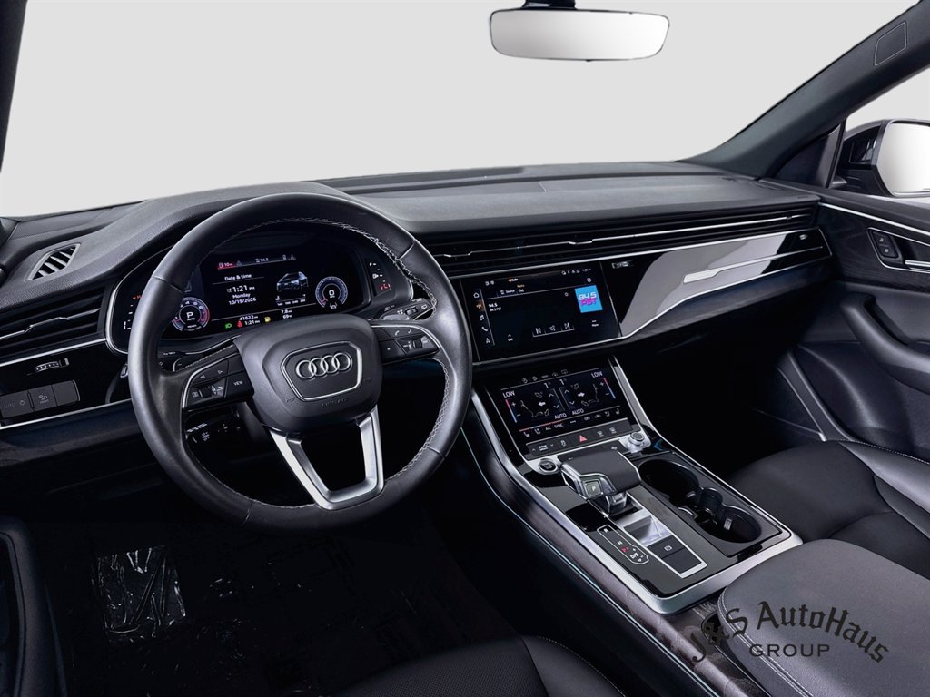 Used 2022 Audi Q8 Premium Plus w/ Premium Plus Package AWD/4WD image 30