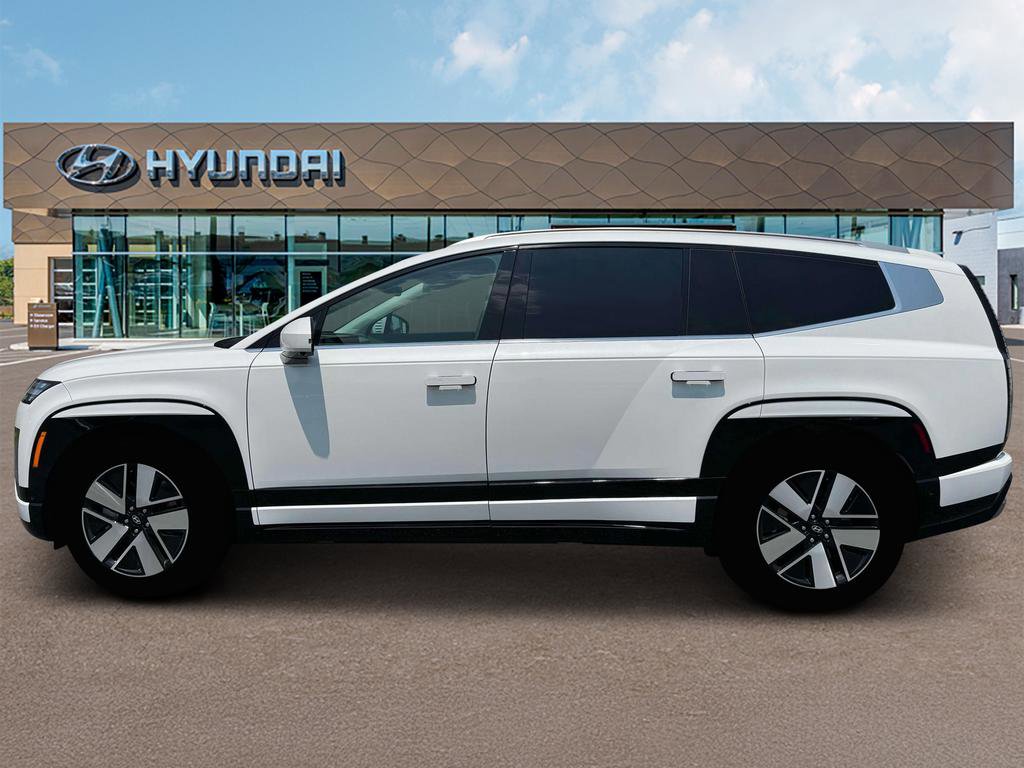 New 2026 Hyundai Ioniq 9 SEL image 3