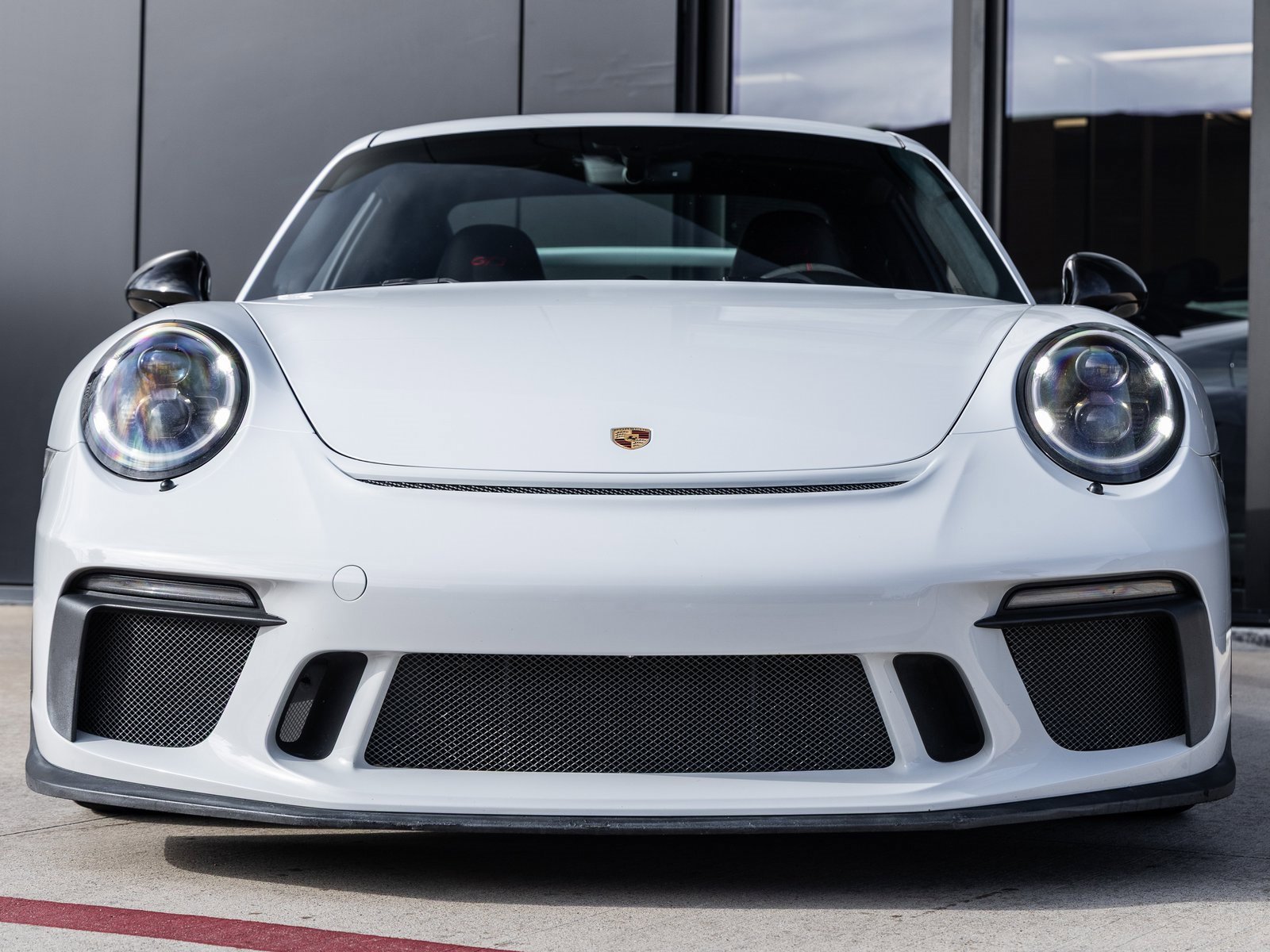 Used 2018 Porsche 911 GT3 image 8