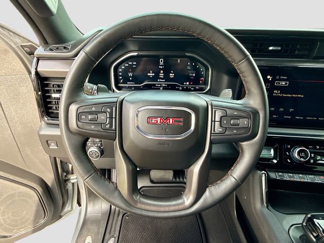 Used 2023 GMC Sierra 1500 AT4 w/ Technology Package AWD/4WD image 11