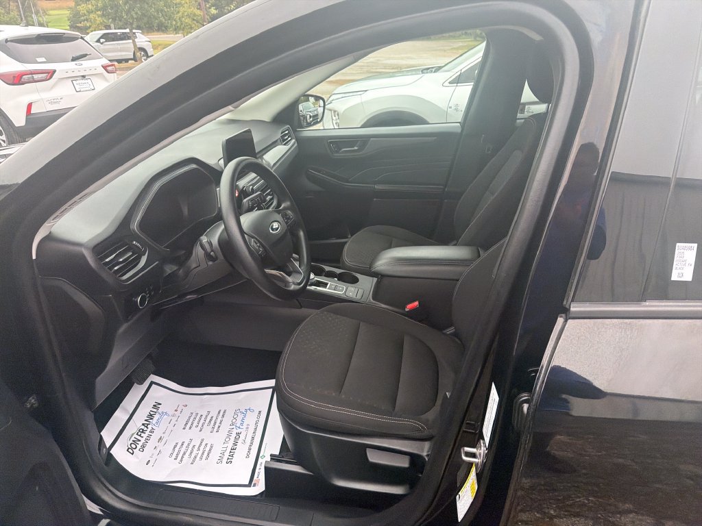 Used 2025 Ford Escape Active FWD image 13