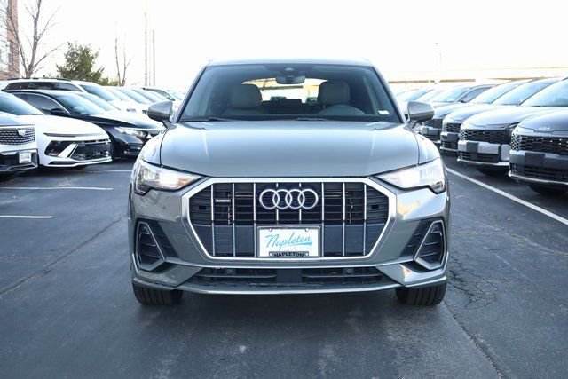 Used 2022 Audi Q3 2.0T Premium image 3