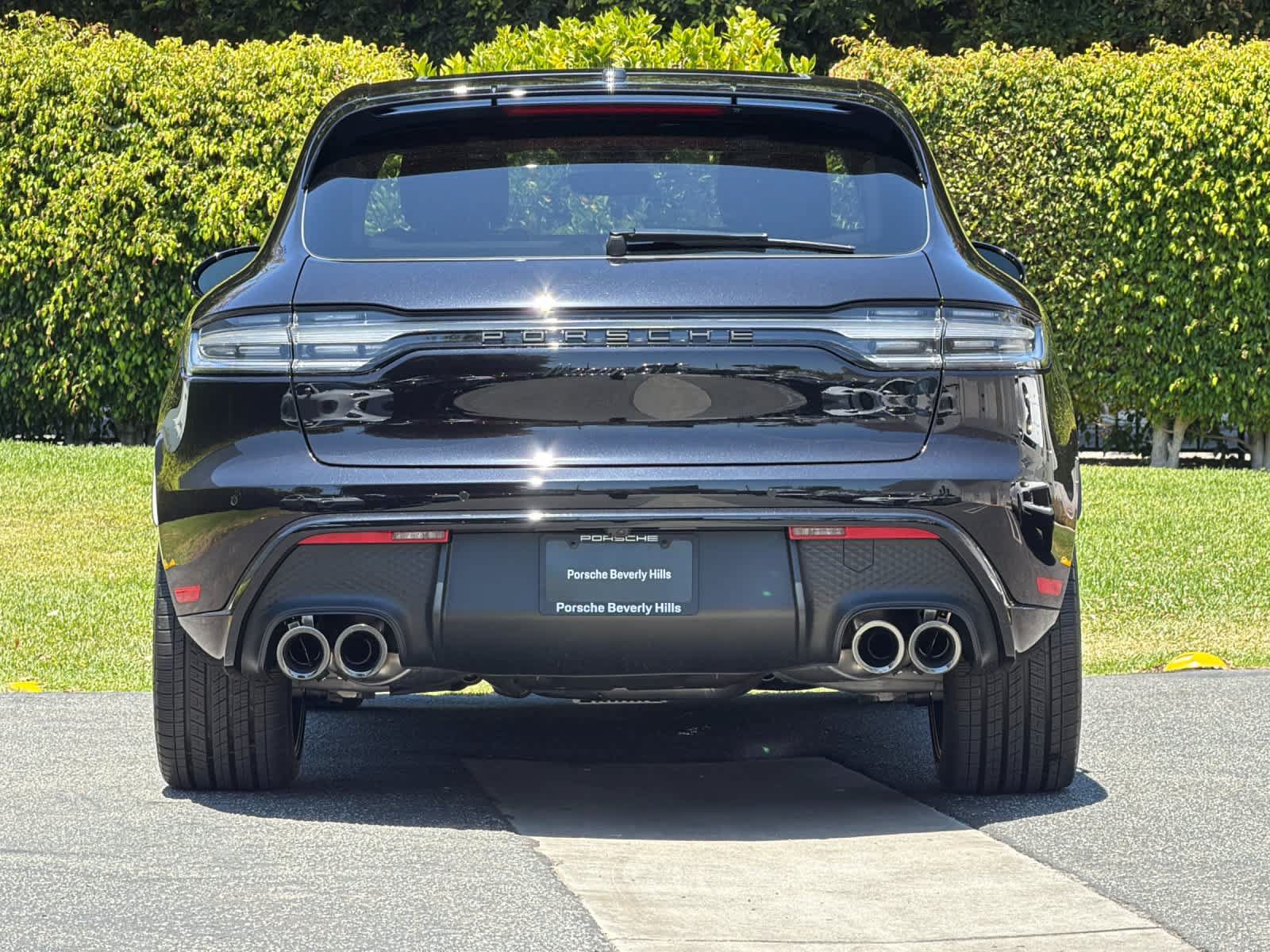 New 2026 Porsche Macan GTS AWD/4WD image 7