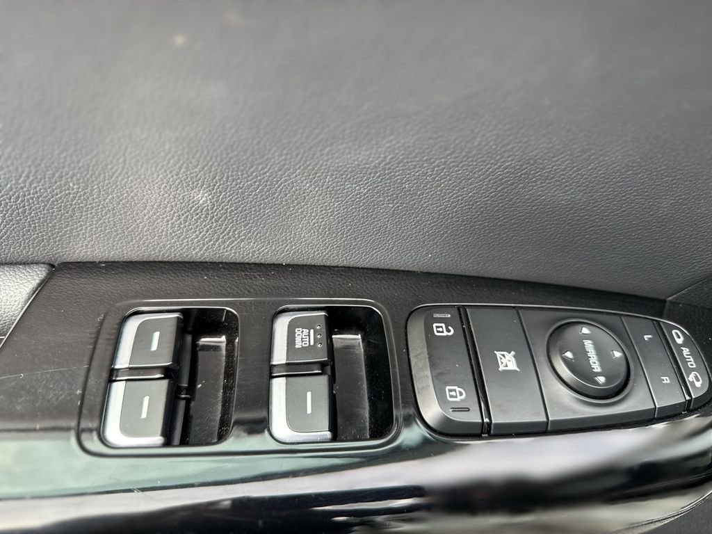 Used 2020 Kia Sportage S w/ S Premium Package image 15