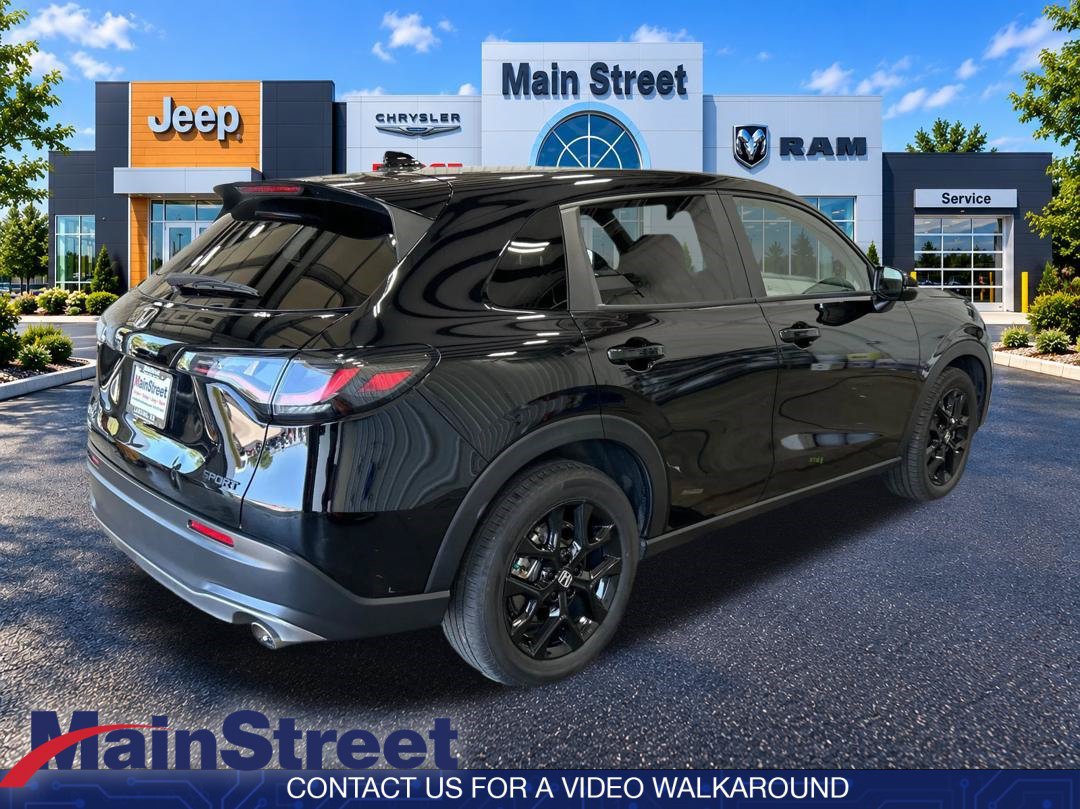 Used 2024 Honda HR-V Sport image 5