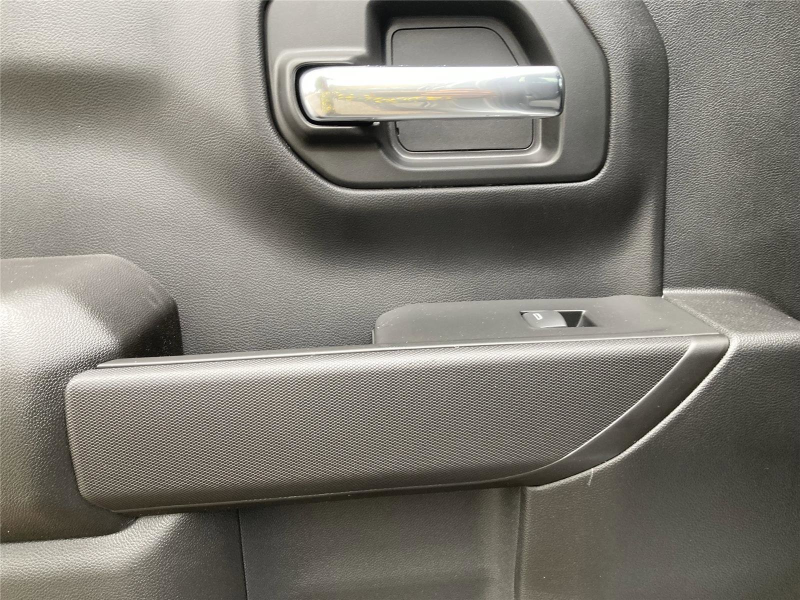 New 2026 Chevrolet Silverado 1500 Custom w/ Turbomax Blackout Package image 18