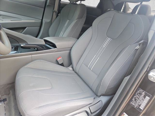 Used 2024 Hyundai Elantra SEL FWD image 13