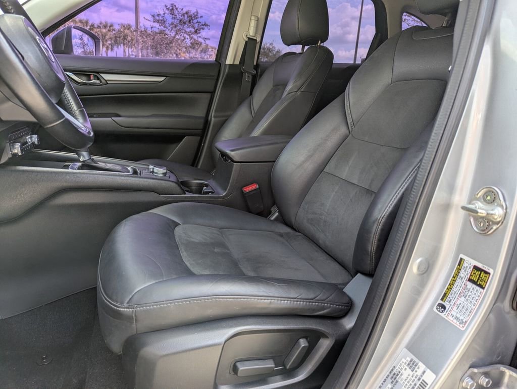 Used 2021 MAZDA CX-5 Touring image 11