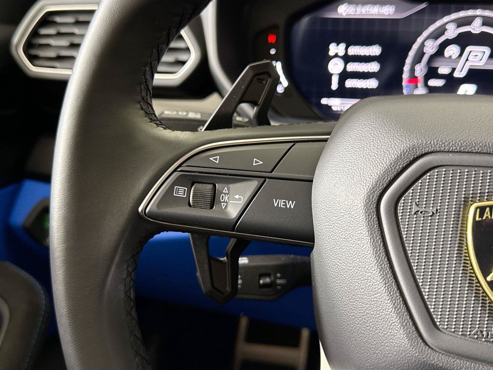 Used 2024 Lamborghini Urus S AWD/4WD image 24