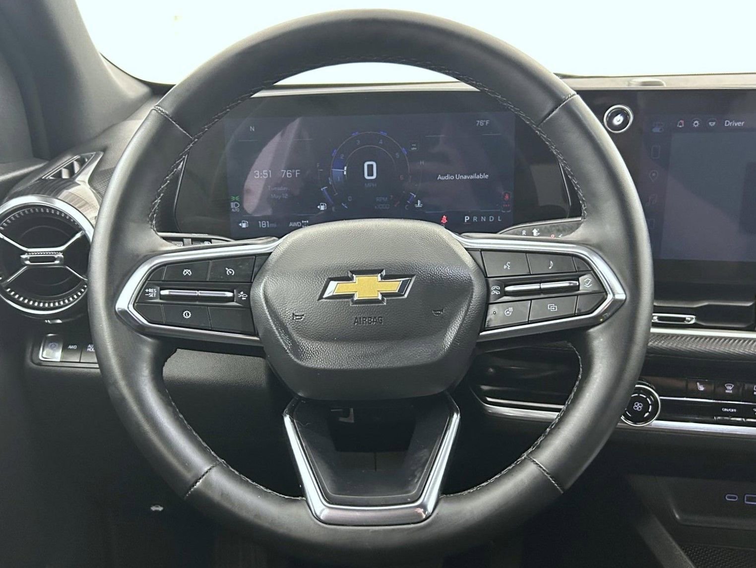 Used 2025 Chevrolet Equinox LT AWD/4WD image 11