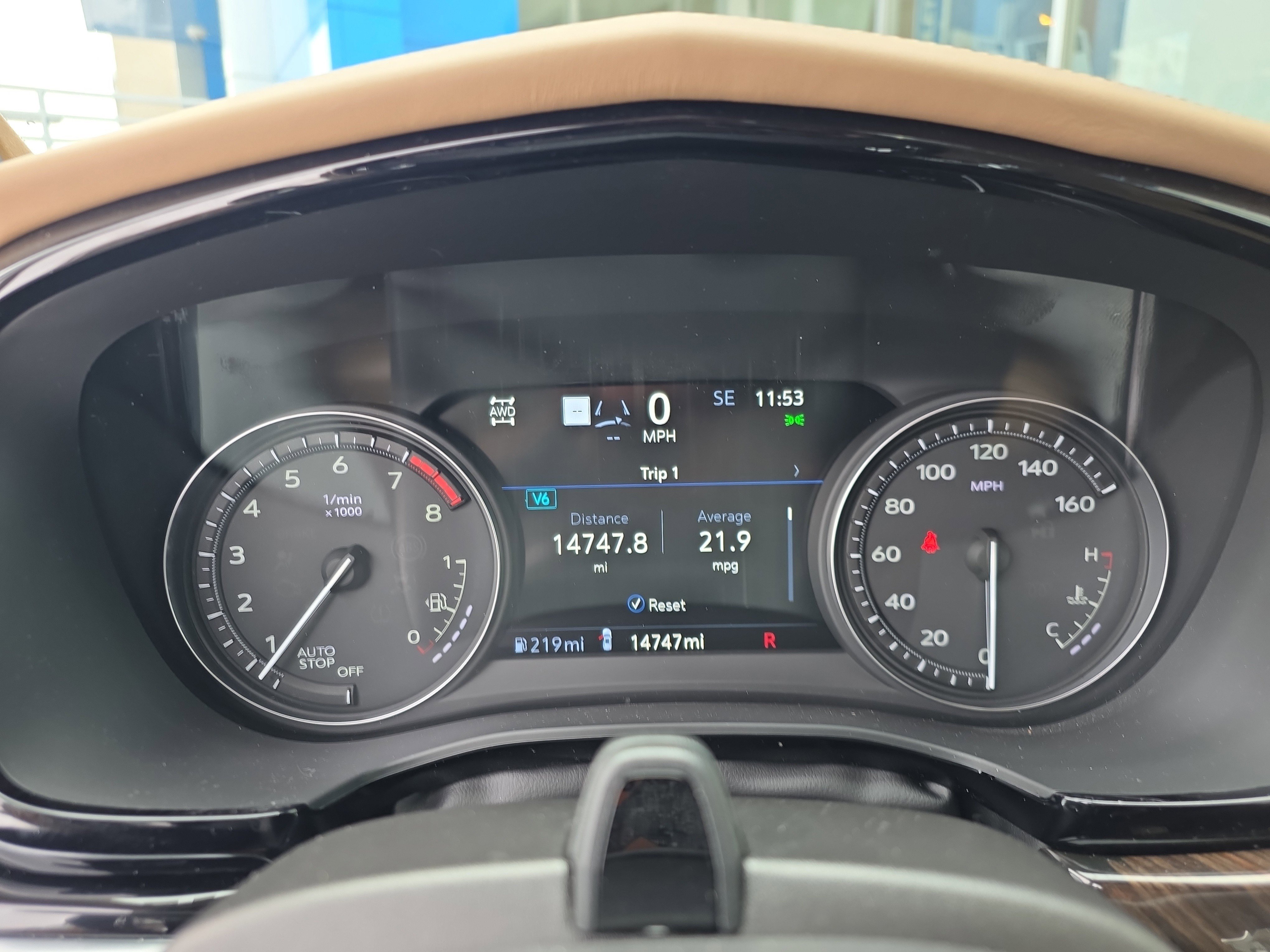 Used 2025 Cadillac XT6 Sport w/ Platinum Package image 24