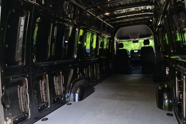 Used 2022 Mercedes-Benz Sprinter 2500 image 24