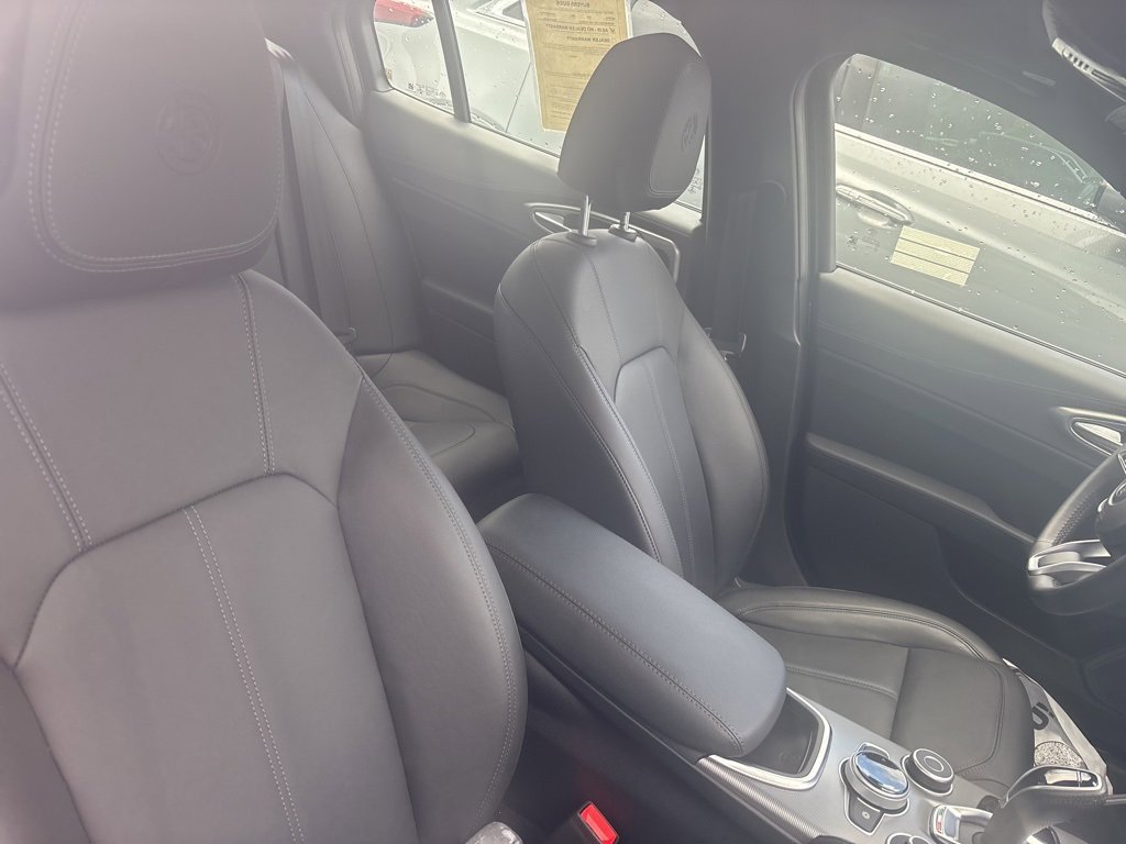 Used 2024 Alfa Romeo Giulia Ti image 36
