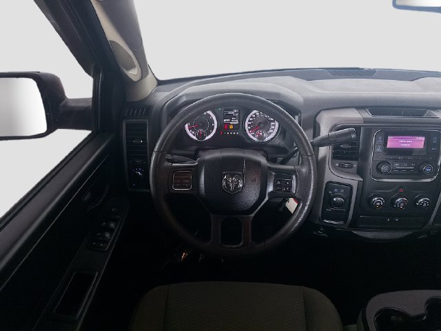 Used 2019 RAM 1500 ST AWD/4WD image 16