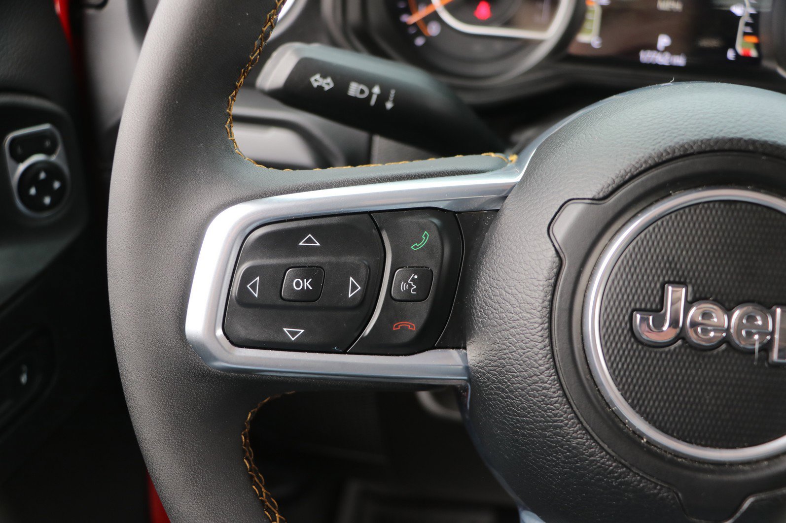 Used 2024 Jeep Wrangler Sahara w/ Technology Group image 17