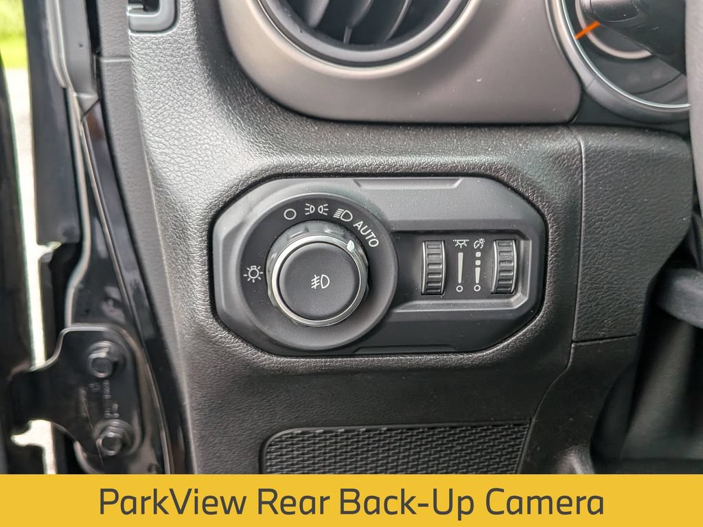 Used 2019 Jeep Wrangler Unlimited Sport S AWD/4WD image 20