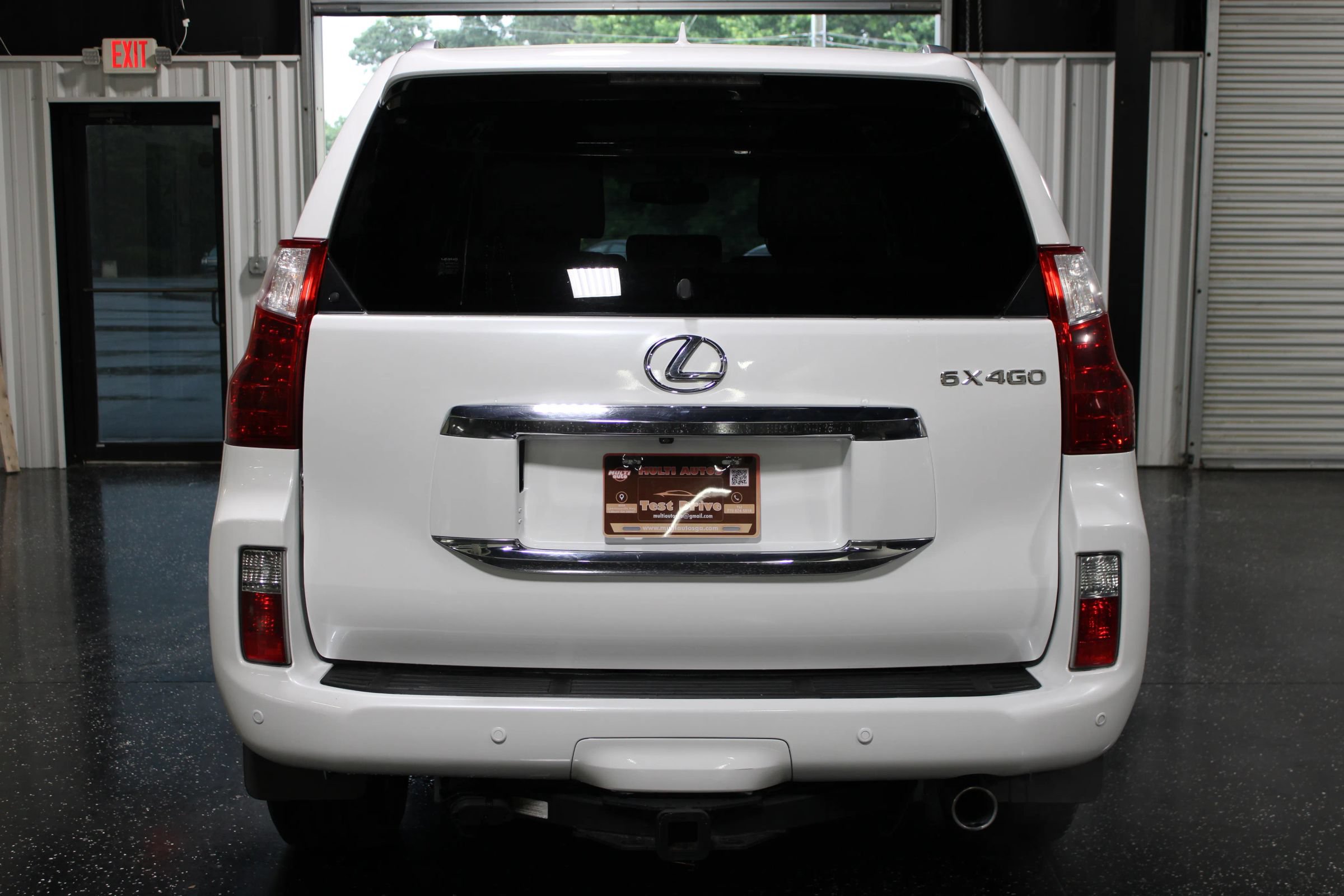Used 2011 Lexus GX 460 w/ Comfort Plus Pkg AWD/4WD image 4