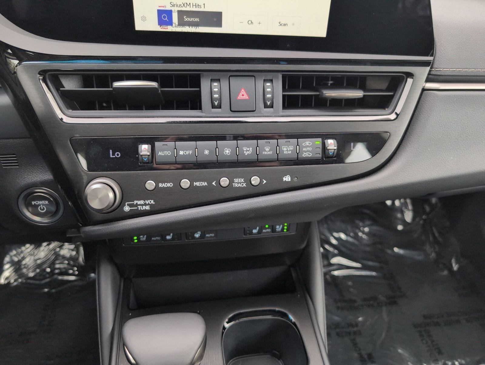 Certified 2025 Lexus ES 300h image 23