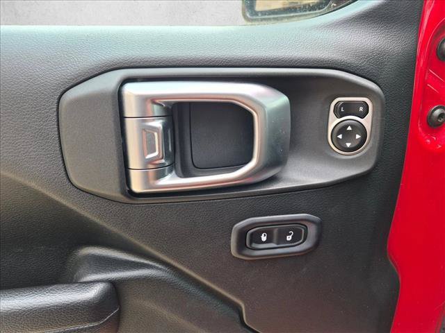 Used 2018 Jeep Wrangler Sport AWD/4WD image 11