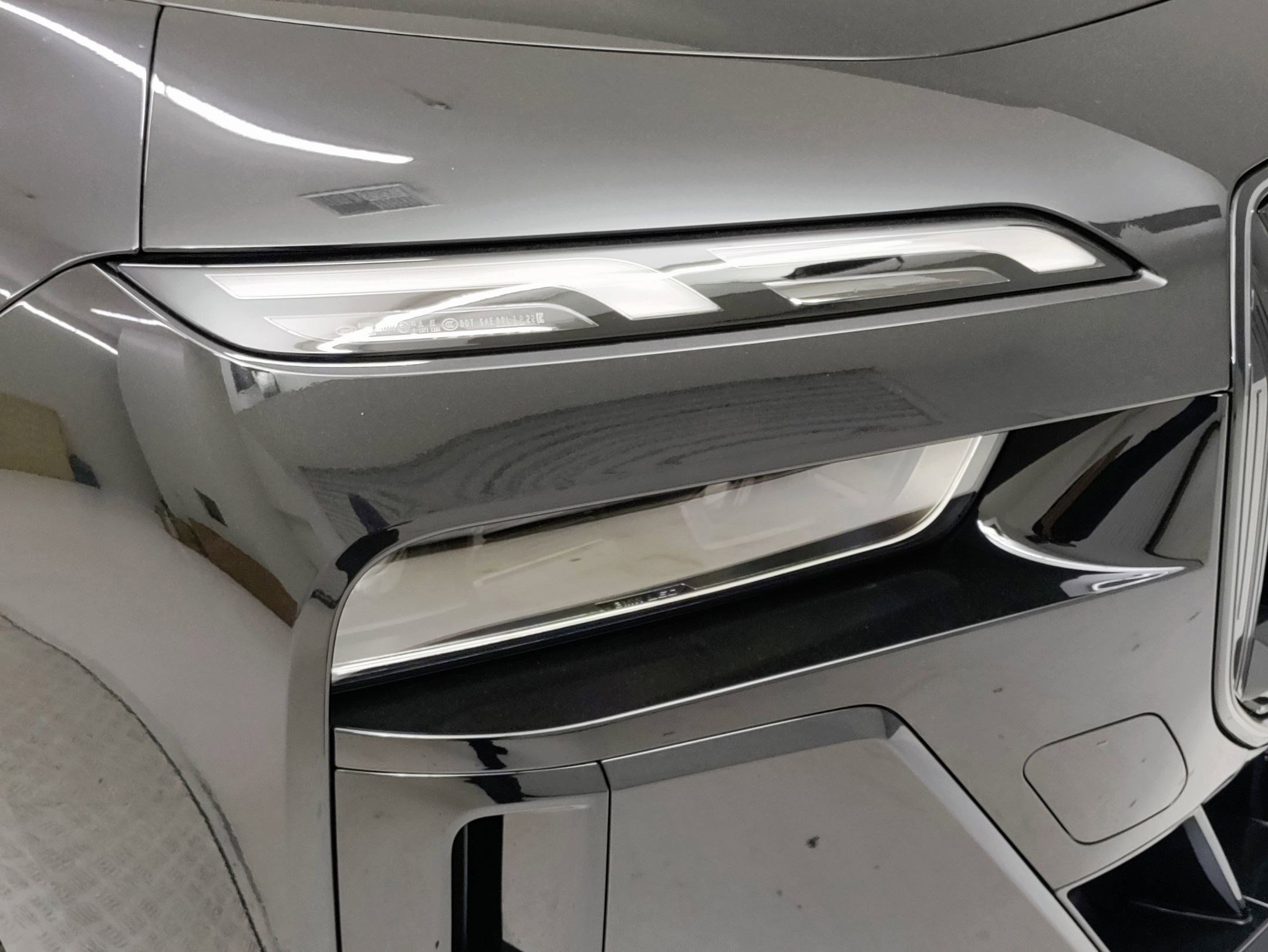 Used 2025 BMW i7 eDrive50 w/ M Sport Package RWD image 3