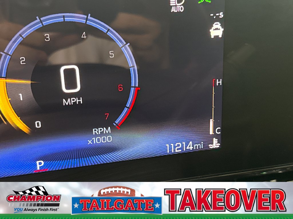 Used 2025 Chevrolet Trax RS w/ Sunroof Package FWD image 21
