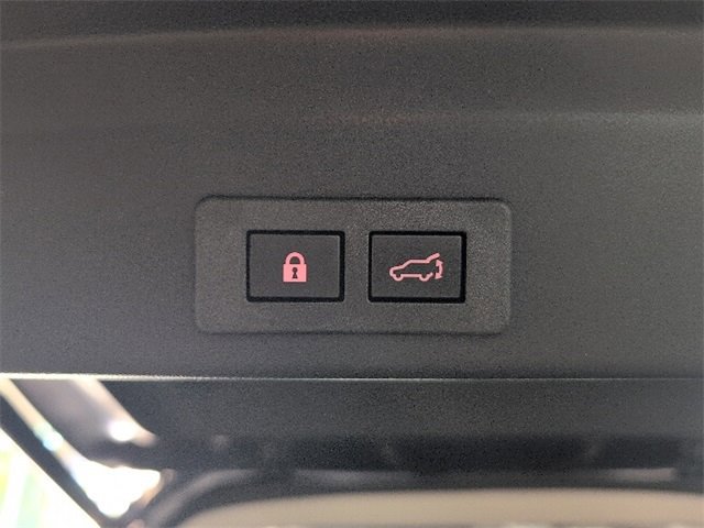 New 2025 Subaru Ascent Limited image 9