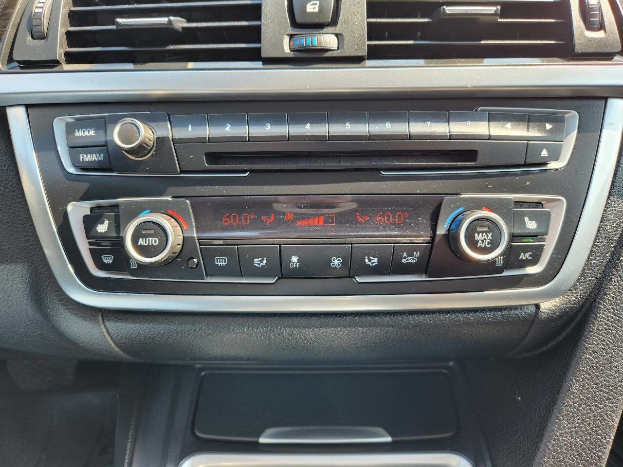 Used 2014 BMW 328i xDrive Sedan image 24