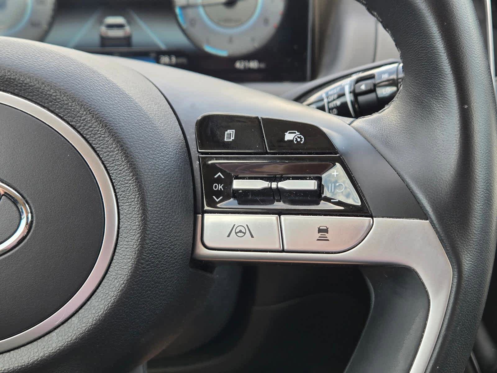 Certified 2023 Hyundai Tucson SEL w/ Convenience Package FWD image 24