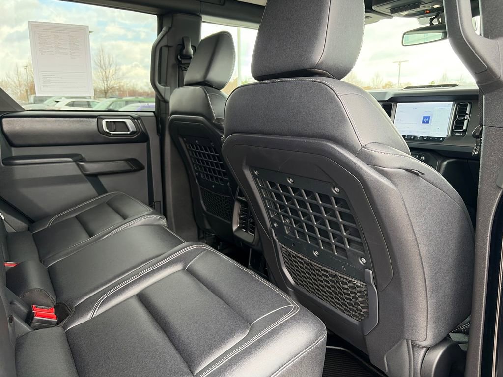 Used 2025 Ford Bronco Badlands AWD/4WD image 38
