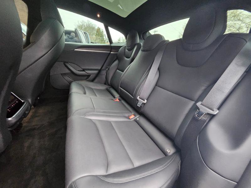 Used 2022 Tesla Model S AWD image 60