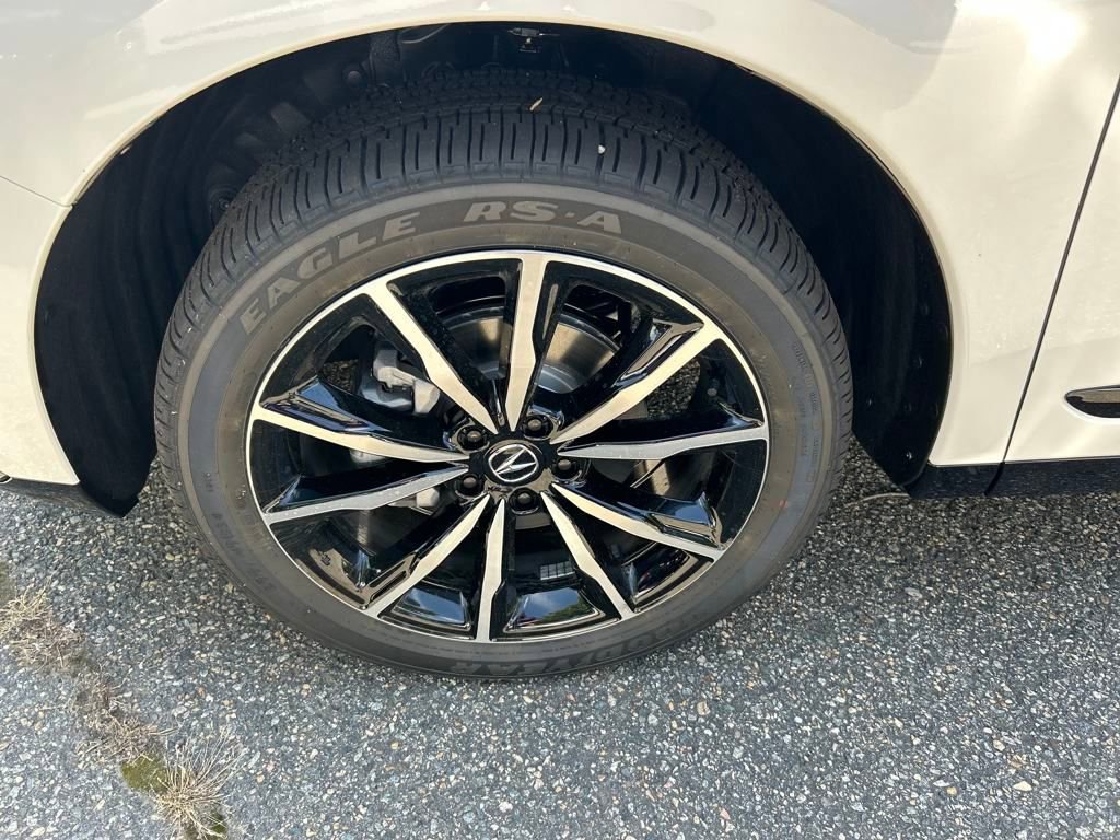 New 2025 Acura RDX SH-AWD image 9