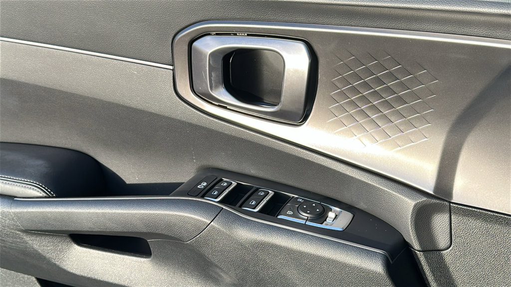 Used 2023 Kia Sorento EX image 22