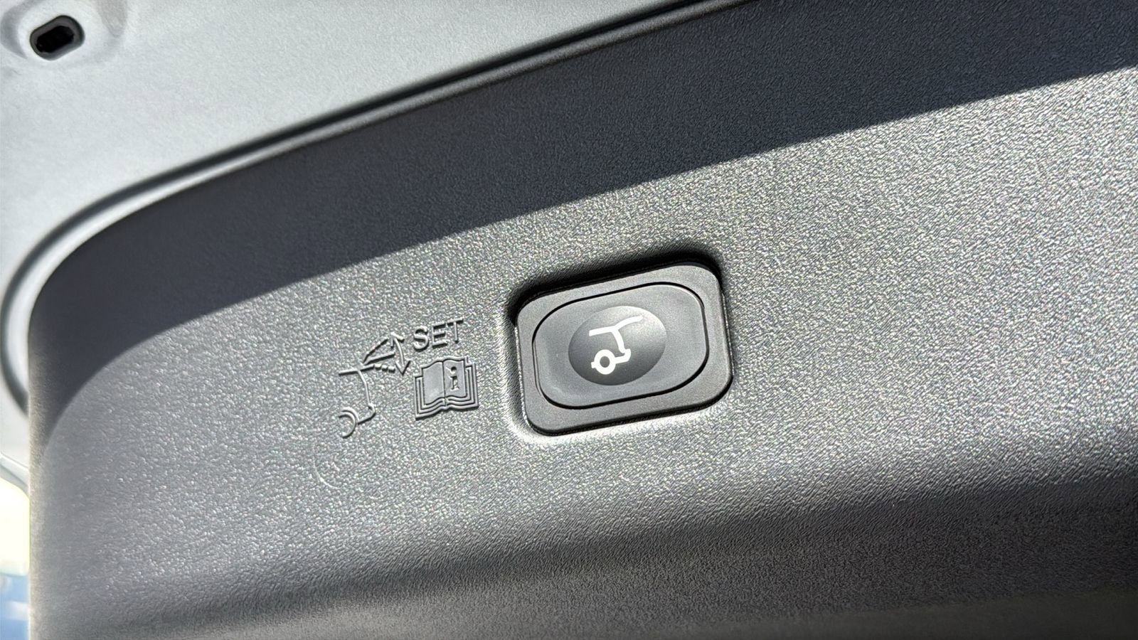 New 2026 Lincoln Nautilus Reserve w/ Jet Appearance Package image 15