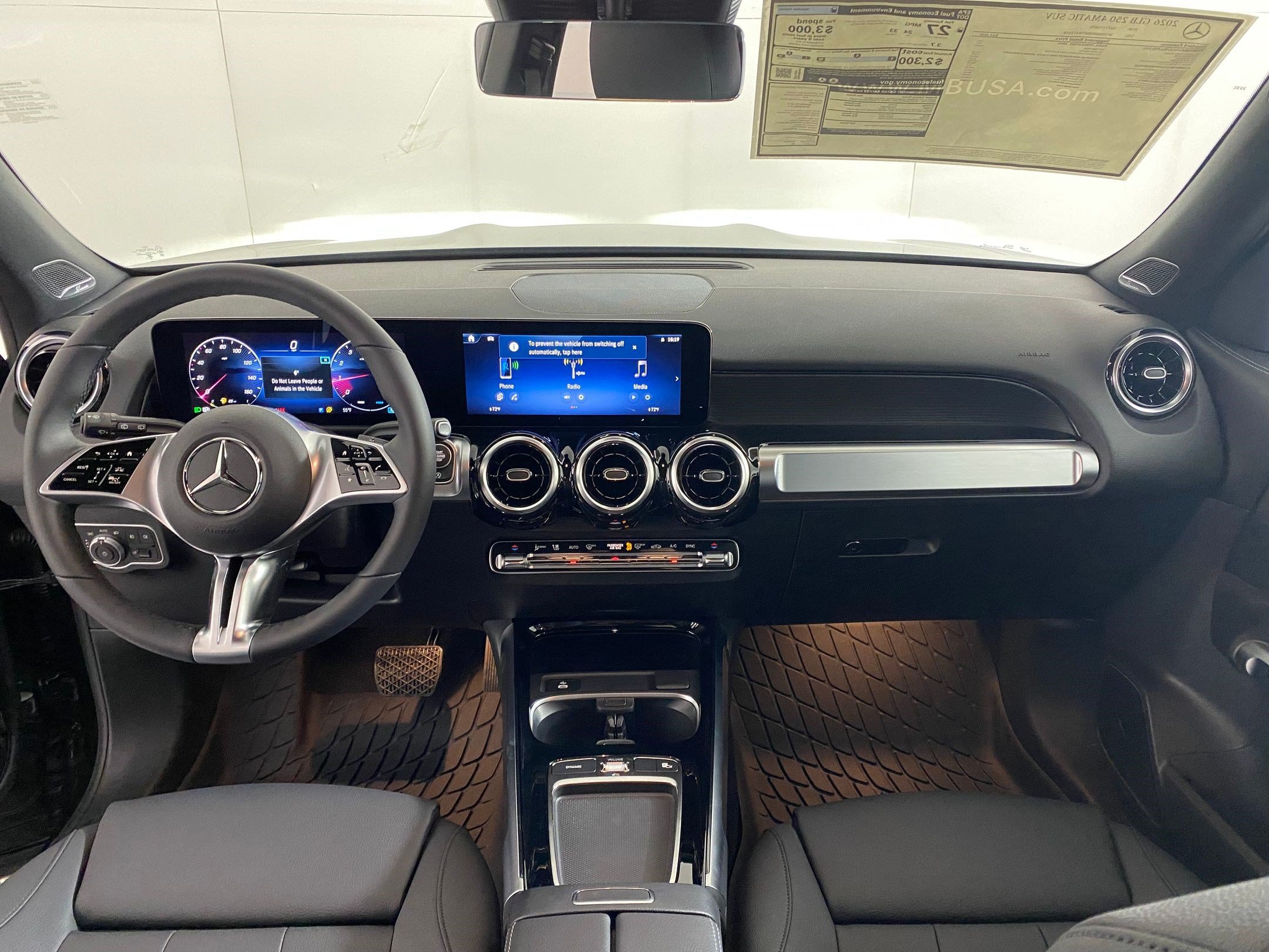 Used 2026 Mercedes-Benz GLB 250 4MATIC image 15
