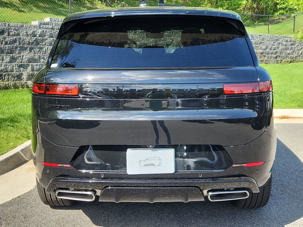 New 2026 Land Rover Range Rover Sport Dynamic SE AWD/4WD image 7