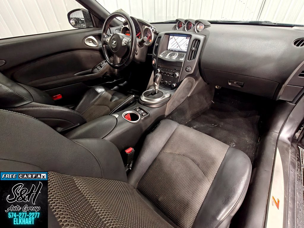 Used 2014 Nissan 370Z Touring w/ Sport Package RWD image 19