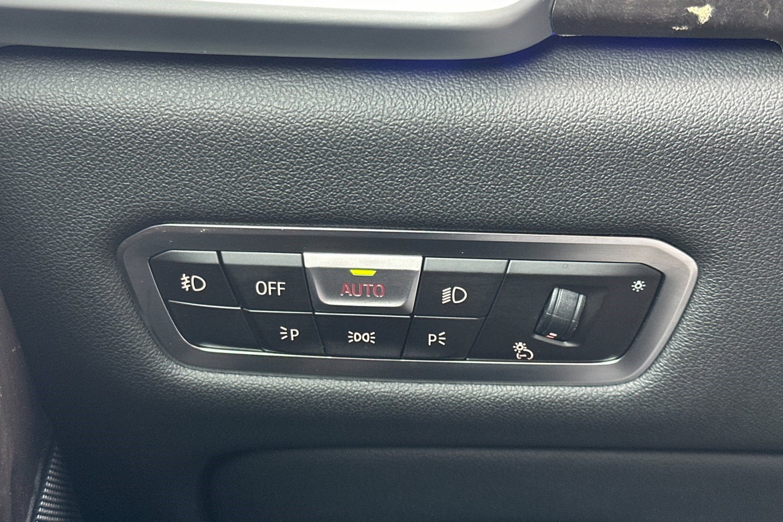 Used 2020 BMW X5 sDrive40i w/ Premium Package image 36