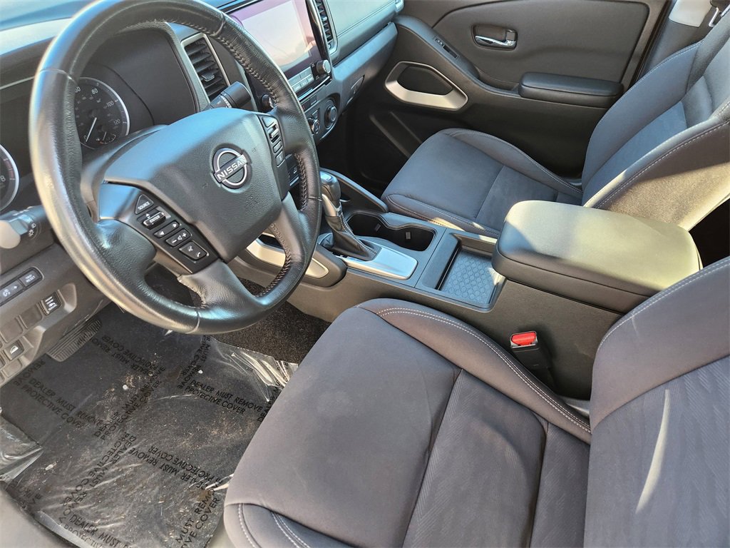 Used 2024 Nissan Frontier SV w/ SV Convenience Package image 6