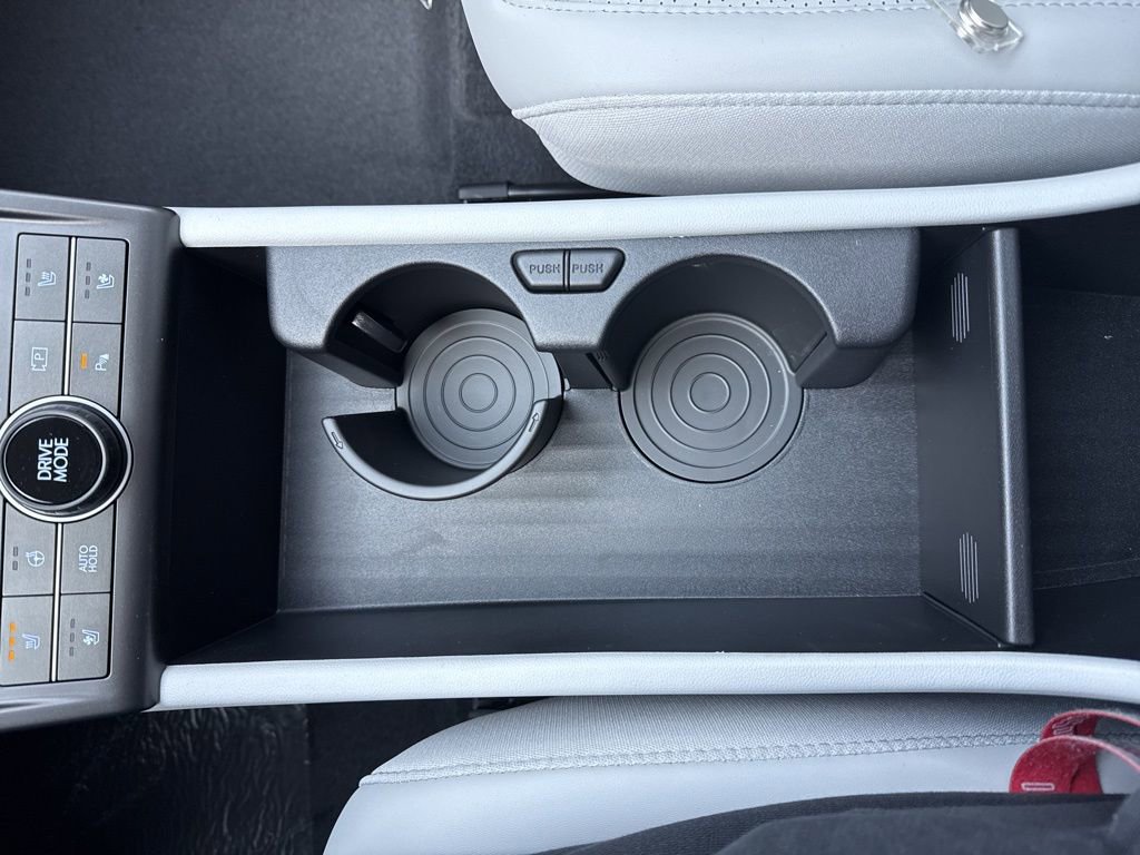 New 2026 Hyundai Kona Limited FWD image 32